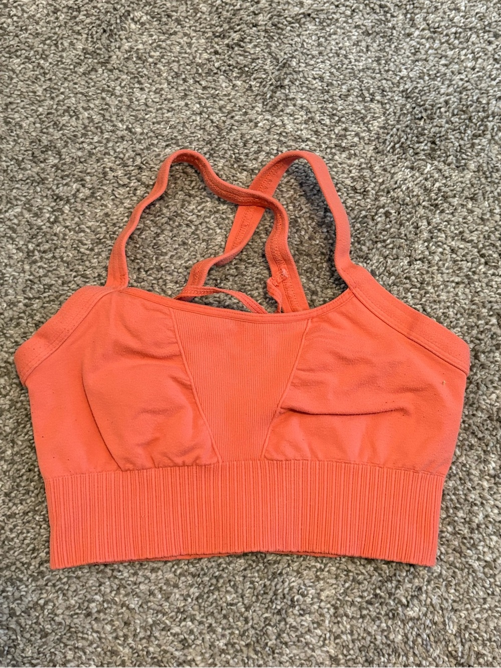 Seamless Coral Sports Sports Bra